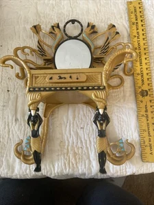 Monster High Doll Cleo De Nile Vanity 10” Gold Plastic 2011. - Picture 1 of 5