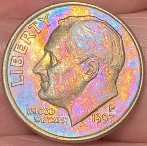 1993-P Roosevelt Dime Beautiful Lustrous Gold/Rainbow Toned Coin #8 - Picture 1 of 12