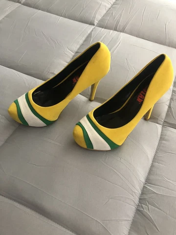 GREEN BAY PACKERS PLATFORM HEELS SHOES GREEN/GOLD/WHITE BY HERSTAR Cover