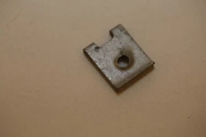 Original Neu BMW Karosserie Mutter Clip Chassis Metall - 07 12 9 904 224 - 07129904224 - Bild 1 von 4