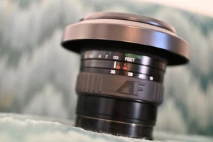 ProMaster  Spectrum 7 AF 19-35 Wide Angle f/3.5-4.5 Lens w/hood for Sony/Minolta - Picture 1 of 6