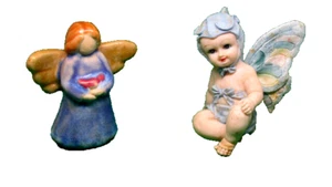 small ceramic ANGELS 2 3/4" tall sitting, 2 1/2" tall standing (D) - Picture 1 of 4