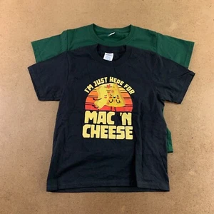 Youth Size Small Port & Co Black Mac & Cheese Graphic Jerzees Green Tees New - Picture 1 of 7
