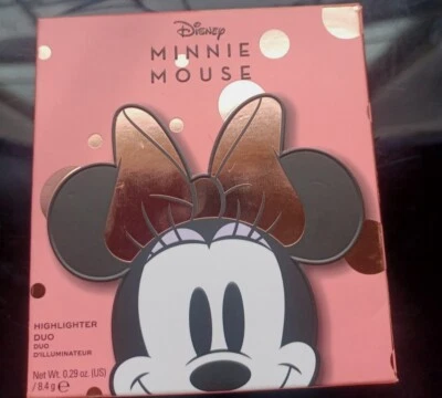 Disney's Minnie Mouse x Makeup Revolution Minnie Forever Highlighter Duo 0.29 oz - Image 1 of 3