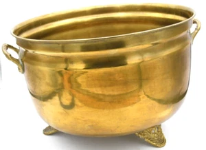 Vintage Metal Brass Cauldron Foot Tripod Handle Planter 8x14 Large Decor Witchy - Picture 1 of 8