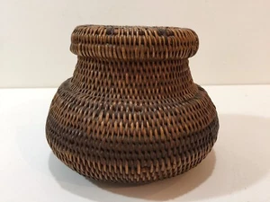 Vintage indische handgewebte Rattan Runde Schmuck bedeckt Box, 4 1/2" T x 5 1/2" W - Bild 1 von 9