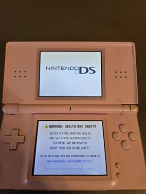 Consola de videojuegos Nintendo DS Lite rosa  Foto 1 de 4
