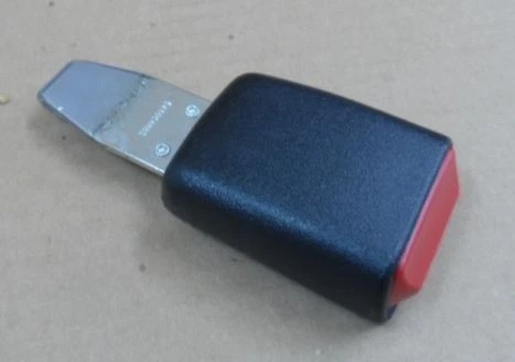 Nuevo de Lote Antiguo 1989-1992 Ford Thunderbird Niño FRT CINTURÓN DE SEGURIDAD HEBILLA CONJUNTO E9SZ-63610D80A Foto 1 de 1