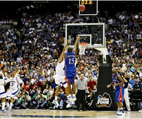 Mario Chalmers Jayhawks UnSigned 08 NCAA Mens National Champship Tie Shot Photo Cover