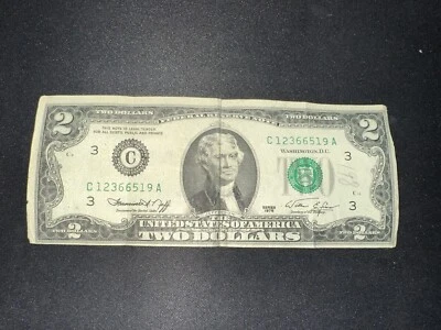 1976 $2 Dollar Bill Misalignment Error. VERY RARE Series C - Image 1 of 2