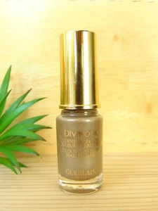 GUERLAIN Divinora Nagellack 'Coulor and Shine' 6ml elegantes taupe, Vintage Var. - Bild 1 von 5