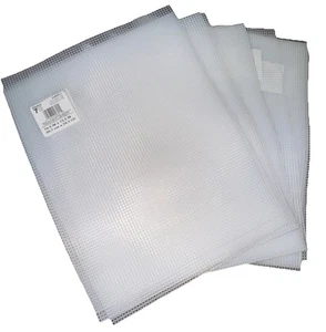 Darice Plastic Canvas Clear 7 Mesh Lot Of 21 Sheets 10.5 X 13.5 in NWT - Picture 1 of 2