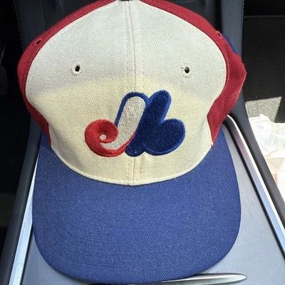 VTG 90s Montreal Expos Sports Specialties Pro Wool Snapback Cap MLB Baseball - Image 1 of 4