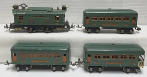 LIONEL PREWAR O-GAUGE SET 253 ELECTRIC ENGINE WITH 607/607/608 PASSENGER CARS - Picture 1 of 16