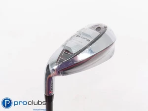 NEW Left Handed Cobra '23 T-Rail 30* 7 HYBRID IRON Regular Flex Graphite 440915 - Picture 1 of 4