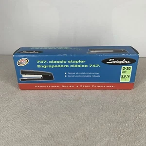 Swingline 747 Classic Full Strip Stapler 20-Sheet Capacity Black 74701 - Picture 1 of 4