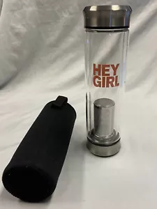 Trinkflasche Glas gefiltert Neu ohne Etikett perfekt für lässige Ausflüge und Bewegung - Bild 1 von 10