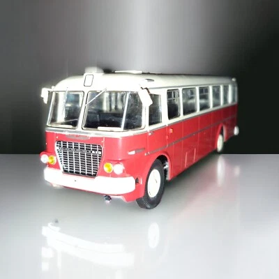 Ikarus 620 Bus rot beige Modellauto 1:43 Premium ClassiXXs - Bild 1 von 4