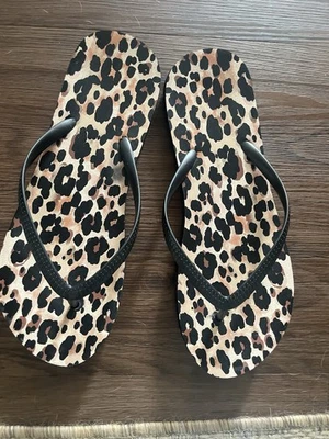 Nuevas chanclas para mujer con estampado de guepardo sin marca talla 10 Foto 1 de 2