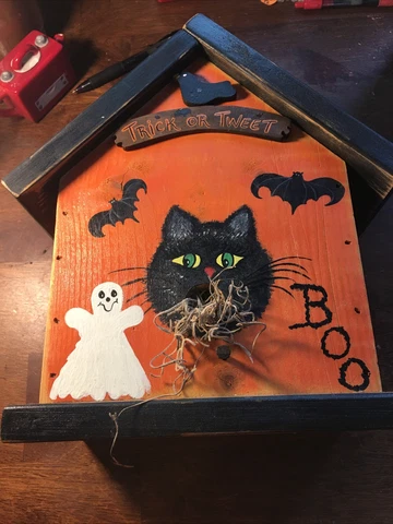 Rustic Wooden Folk Art Halloween Birdhouse Ghost Handmade Fall Decoration LN Cover