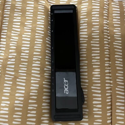 Docking station notebook Acer M52248 USB 2.0 VGA LAN DVI audio Con alimentatore - Immagine 1 di 4