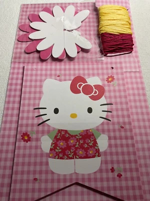 MERI MERI  PARTY GARLAND KIT HELLO KITTY PENNANTS DAISIES NWT - Image 1 of 3