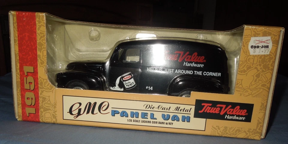 ERTL TRUE VALUE HARDWARE 1951 GMC PANEL VAN 1/25 SCALE LOCKING COIN BANK W/KEY - Image 1 of 4