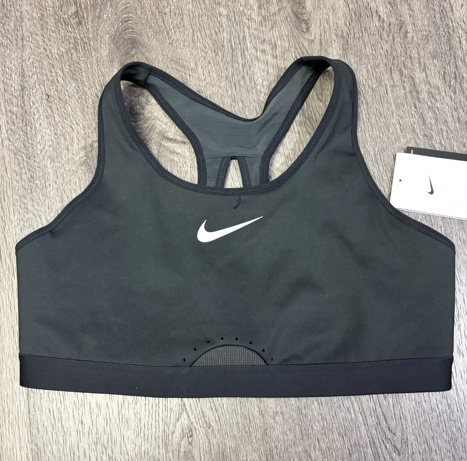 Nike Swoosh Black Sports Bra Women’s Small DD0428-010