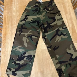 Cold Weather X-Small Camo Cold Weather Trousers Woodland GORE TEX SEAM 27 X 26.5 - Picture 1 of 8