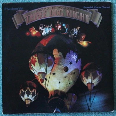 THREE DOG NIGHT Around The World With Three Dog Night 1973 NM/NM- Gatefold Foto 1 de 4