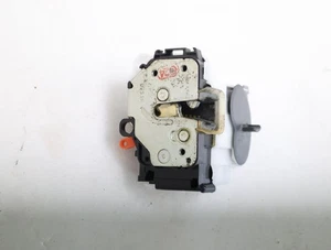 Cerradura de puerta trasera derecha Fiat DOBLO 2 263 67974 - Imagen 1 de 4