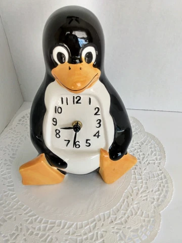 Vintage LA Penguin Clock Table, Mantle,Battery Operated 8.5”x 6.5” Cover