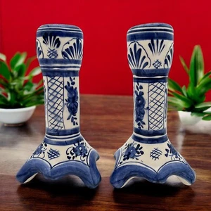 Vtg Pair Of Bud Flower Vases Blue White Hand Painted RARE Country Cottage 6.5" - Picture 1 of 20