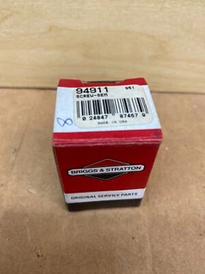 NEW OEM Briggs & Stratton 94911 SCREW B21 - Picture 1 of 2