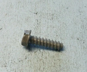 Obsolete GENUINE NOS VINTAGE Poulan Weed Eater STATRER PULLEY SCREW OEM 15479 - Picture 1 of 3