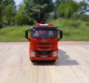 1/43 Diecast Model JIEDA fIRE FOR Isuzu Fully Automatic Boost Fire Pumper Truck - Picture 1 of 12