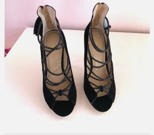 Nicole Miller Artelier Turin black leather suede pump 7 New - Picture 1 of 9