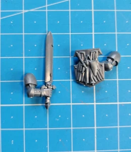 Dark Angels Veterans Bits Champion Power Sword Company Shield Space Marines Bitz - Bild 1 von 2