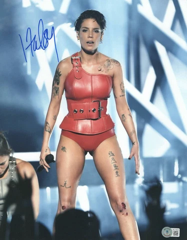 HALSEY SIGNED AUTOGRAPH 11X14 PHOTO BAS BECKETT 2 Cover