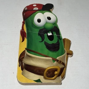 VeggieTales Larry The Cucumber Pirates Who Don’t Do Anything Board Book - Bild 1 von 3