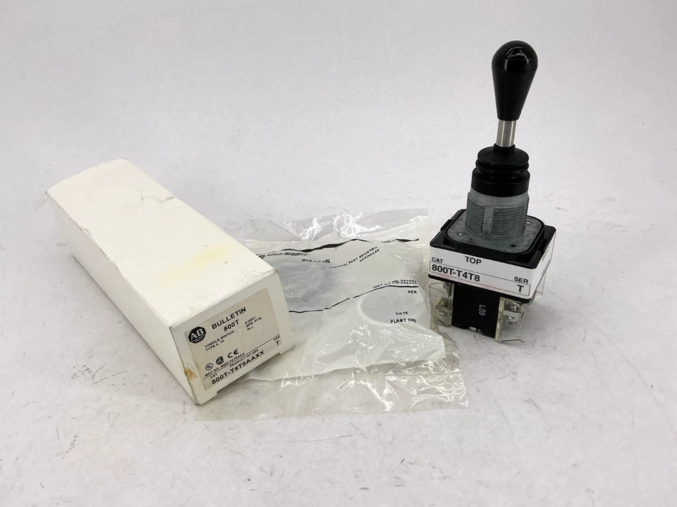 Nuevo interruptor de palanca Allen Bradley 800T-T4T8AAXX Ser T retorno de resorte de 4 vías Foto 1 de 4