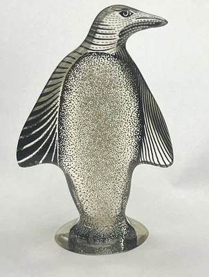 "Estatuilla de pingüino lucita acrílico Abraham Palatnik de colección escultura Brasil 6,5""" Foto 1 de 4