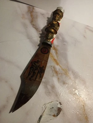 Cuchillo Conmemorativo Coleccionable Bandera Americana EE. UU. 3D Cabezas de Soldado Marina Marina Foto 1 de 4