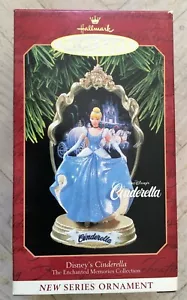 NEW 1997 Hallmark Walt Disney Cinderella Holiday Christmas Ornament - Picture 1 of 3