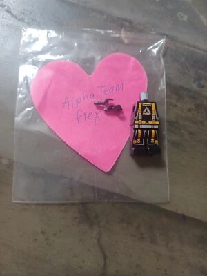 Lego Flex 4742 4774 Mission Deep Freeze Alpha Team Minifigure Legs Torso Hands  - Image 1 of 3