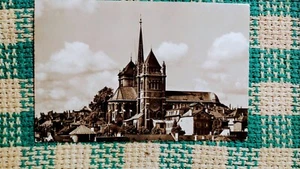 TARJETA POSTAL BLANCA Y NEGRA CATEDRAL DE SAN PEDRO EN GINEBRA SUIZA - Imagen 1 de 11