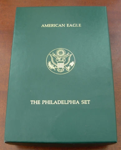 US  1993 The Philadelphia Gold/Silver Full 5 Coin Proof Set with Box and Cert Cover