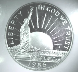 USA 1986 S LIBERTY HALF DOLLAR PROOF 50 CENT PF69 ULTRA CAMEO NGC  - Picture 1 of 3