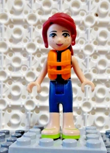 LEGO frnd210 Friends Mia - Dark Blue Wetsuit, Life Jacket, 41315 - Picture 1 of 2