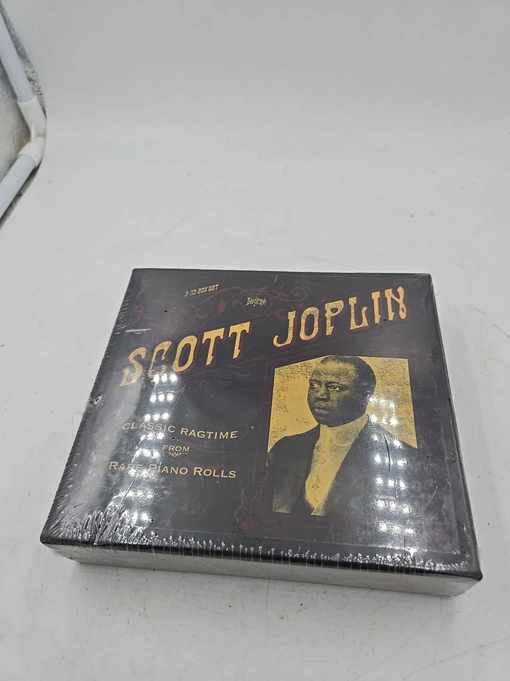 Scott Joplin Classic Ragtime from Rare Piano Rolls 3 CD Box Set - Image 1 of 4